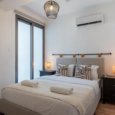 Vanilla'S Prime 1-Bedroom Apartment In Larnaca Exterior photo